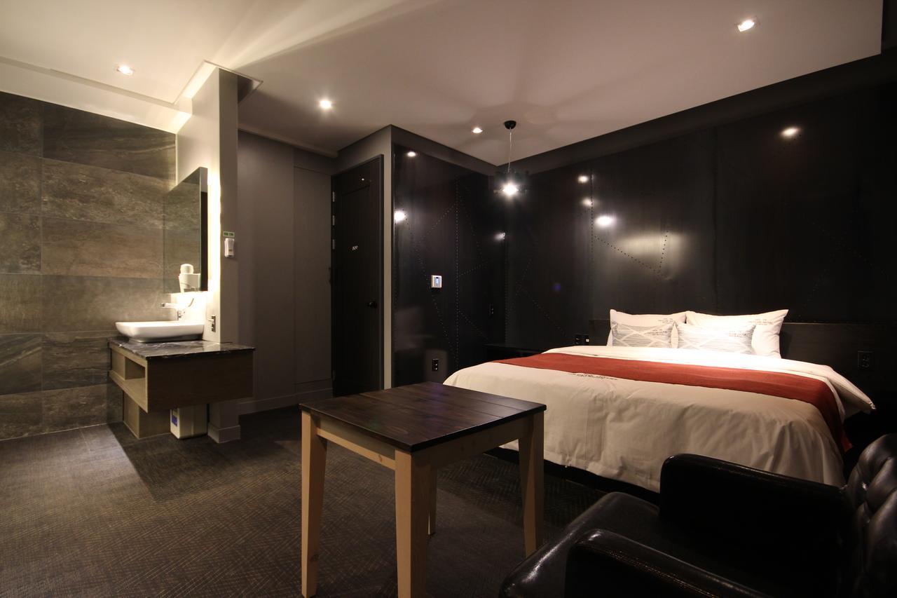 The Club Hotel Seomyeon Пусан Номер фото